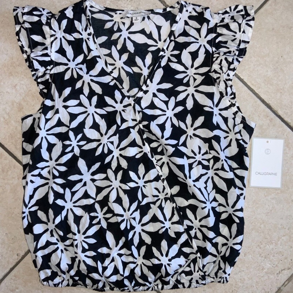 NWT Calligraphie Floral Ruffle Sleeve Blouse - Black White Sleeveless Top S